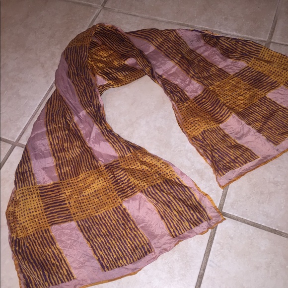 Scarf - Picture 3 of 5